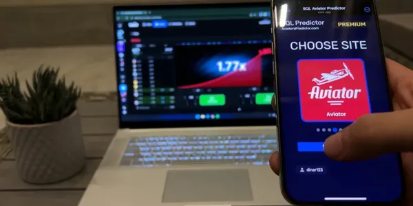 Real-time Aviator Predictor crash analyzer interface and signals